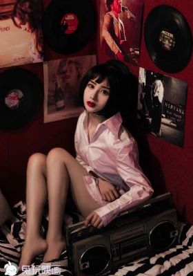 欧美裸体模特_HD高清在线观看